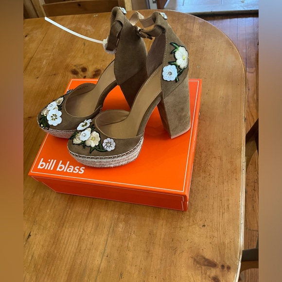 Bill Blass Anthropologie Emma Embellished Platform Heels Ankle Strap Size 8.5 - Picture 6 of 6